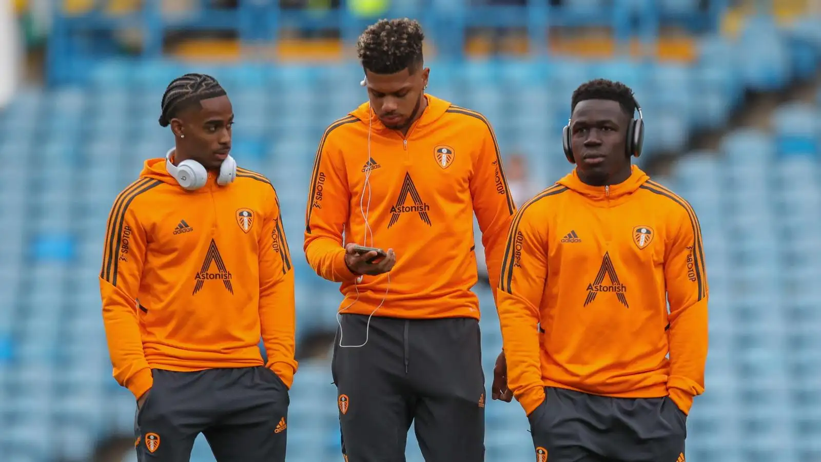 Farke sweating as Phil Hay warns Leeds that ‘bigger’ clubs still ‘fancy’ signing £35m Whites star