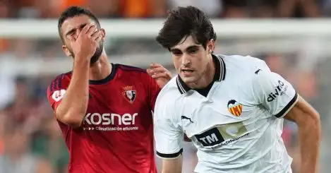 Man Utd, Newcastle receive hands-off warning over Valencia rising star with £86m release clause