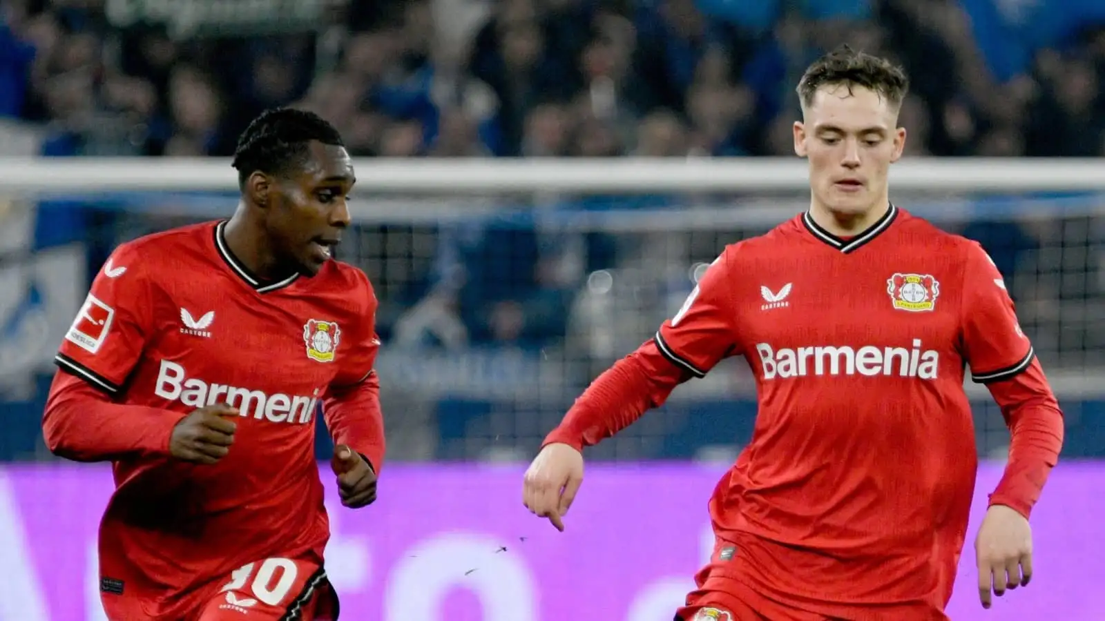 Deal confirmed as Man Utd, Arsenal target postpones Premier League move with new contract