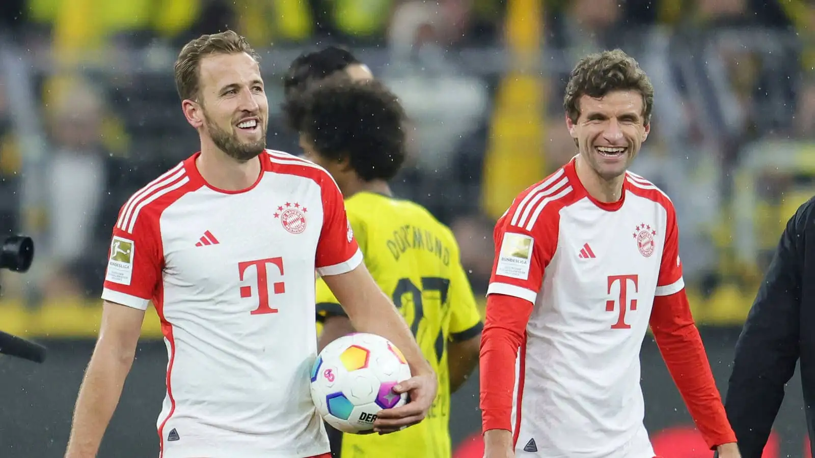 Bayern Munich forwards Harry Kane and Thomas Muller
