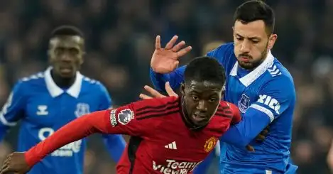 Gary Neville begrudgingly claims brilliant Man Utd midfielder ‘looked like a Man City player’ in Everton mauling