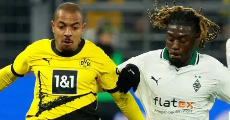 Klopp on red alert as long-term Liverpool target changes agent to one with existing Anfield connection