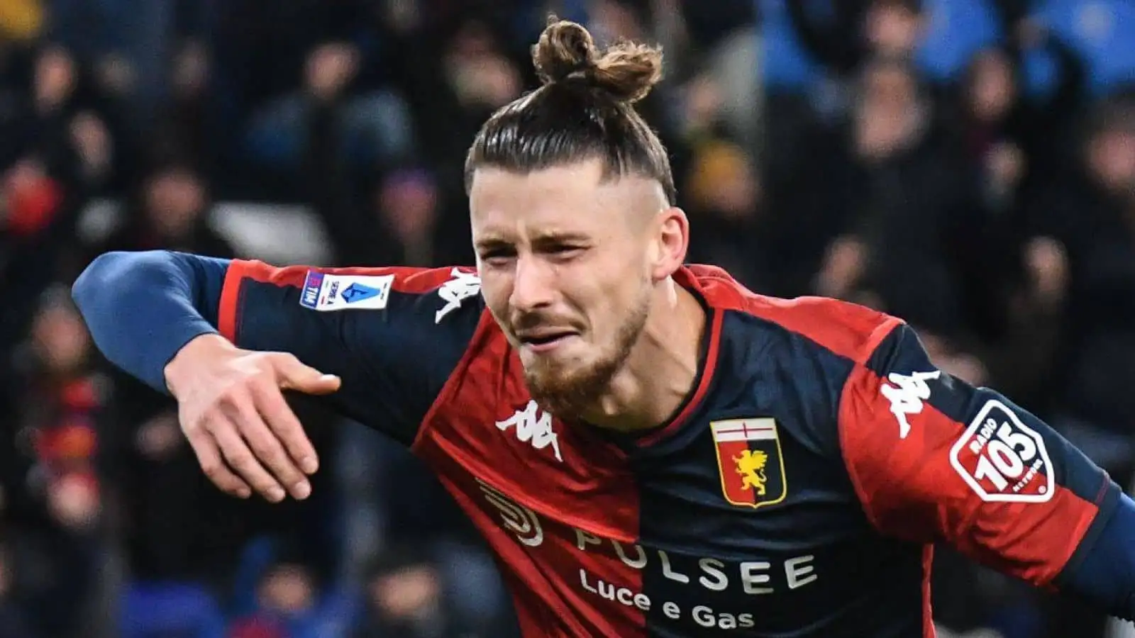 Tottenham increase bid for top defensive target after intriguing new contender opens talks
