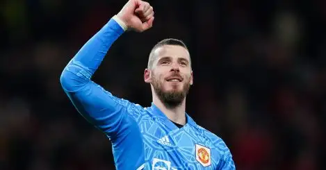 Ousted Man Utd legend David de Gea makes huge transfer decision, with move to one of two giants touted