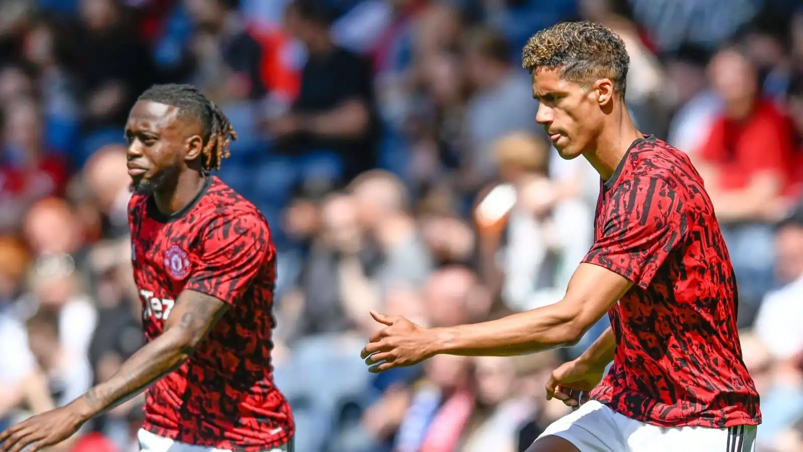 Latest Man Utd signing news goes down like a lead balloon: ‘Damn United keeping mid players’