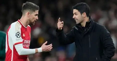 Arsenal could save millions as answer to Arteta midfield dilemma staring him straight in the face