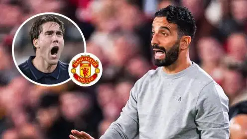 Striker monster chooses surprise new team as Man Utd learn how to hijack transfer
