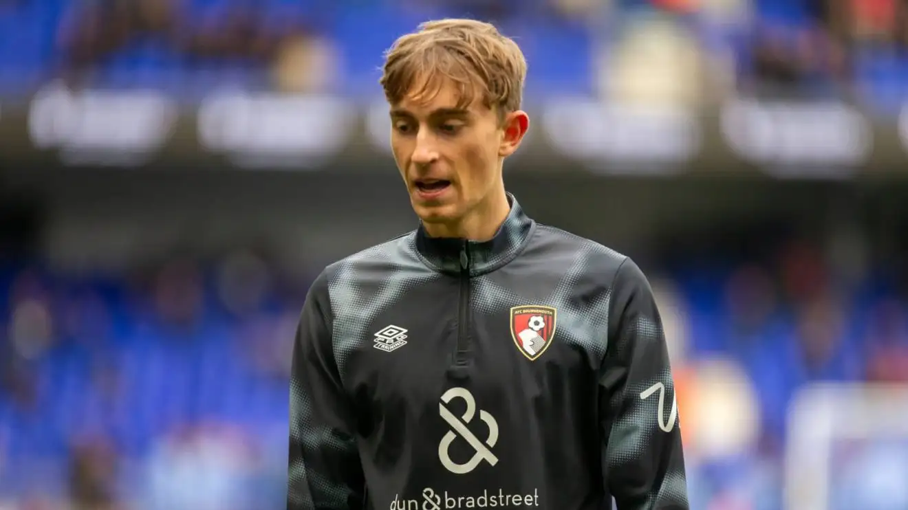 Bournemouth defender Dean Huijsen warms up for a Premier League game at Chelsea