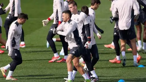 Real Madrid star makes ‘his decision clear’ after Man Utd ‘offer’