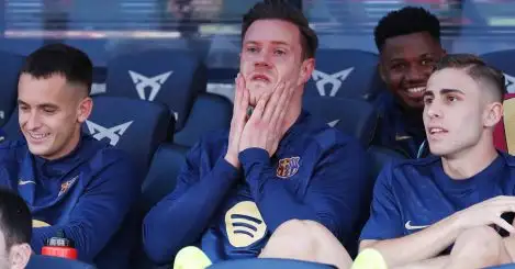 Man Utd get incredible chance to sign ‘betrayed’ Barcelona star for FREE