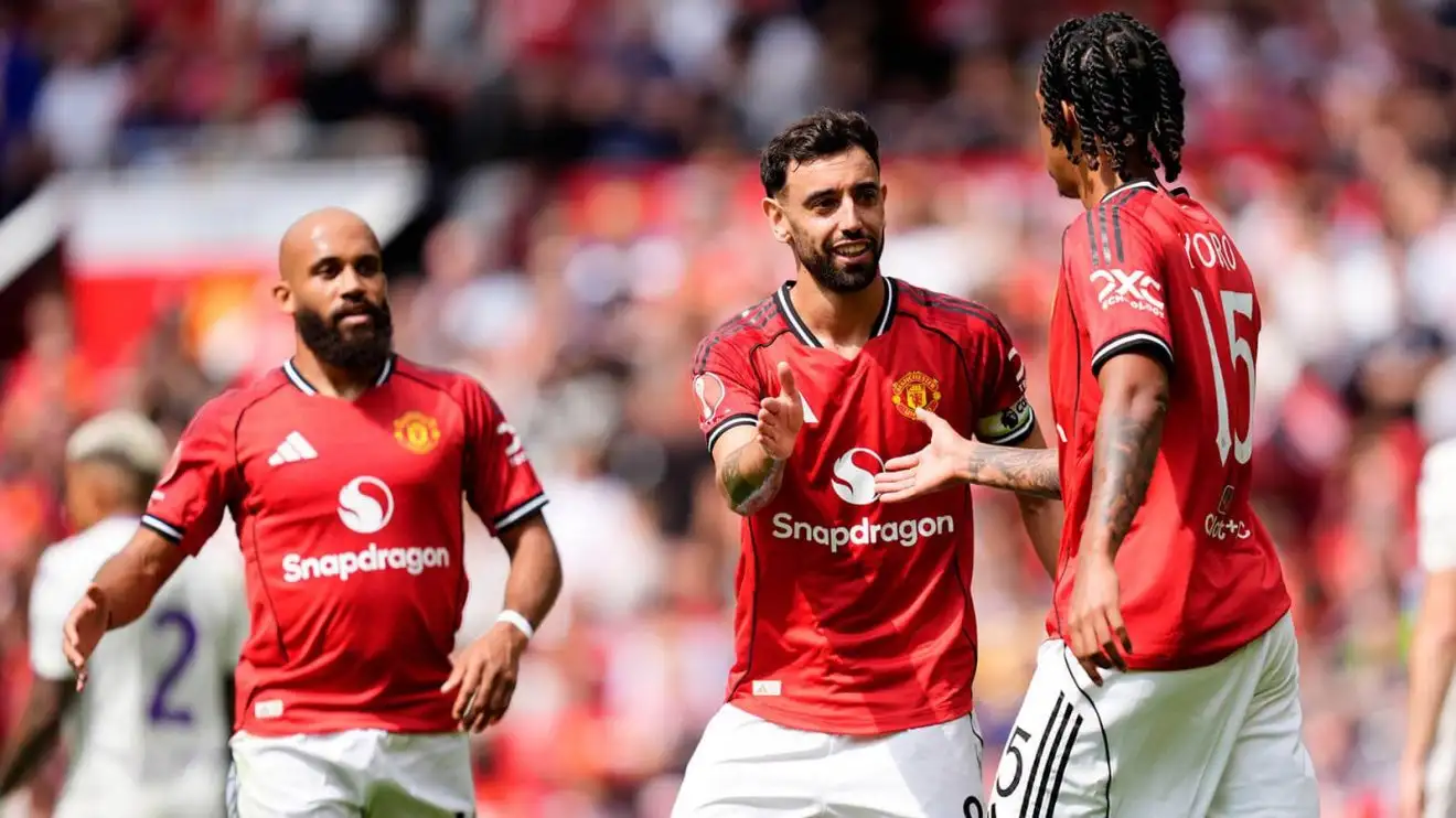 Manchester United trio Bryan Mbeumo, Bruno Fernandes and Leny Yoro Manchester United trio Bryan Mbeumo, Bruno Fernandes and Leny Yoro - copyright TEAMtalk