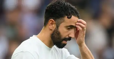 Man Utd rejected as midfielder says no to January transfer for chastening reason