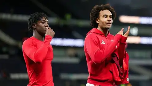INEOS decision on Amorim has left ‘unhappy’ Man Utd star ‘stuck’ as journalist reveals ‘career obstacles’