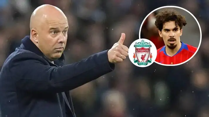 Arne Slot, Vitinha with Liverpool badge