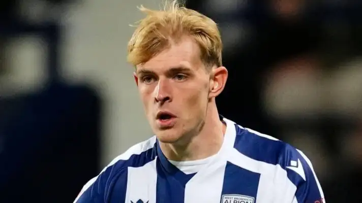 Midfielder Toby Collyer