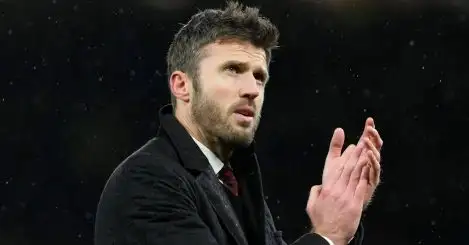 First Man Utd signing under Michael Carrick named as Man City hijack second move
