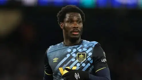 Chelsea announce late striker deal after Qatari swoop fails