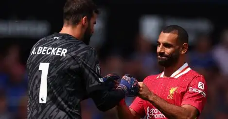 Juventus to make spectacular move for Liverpool hero as three Anfield icons consider exits – report