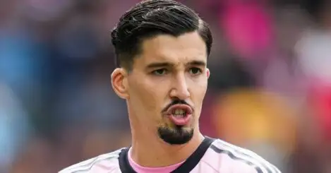 Man Utd say YES to summer transfer after ‘agreement’ on personal terms struck