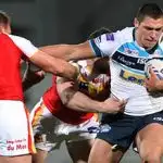 Hall commits to five-year Leeds deal