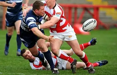 Featherstone re-sign trio