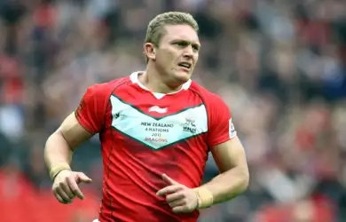 Roets urges fans to roll up for Big Welsh Derby