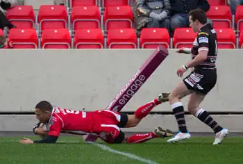 Danny Williams agrees two-year extension at Salford