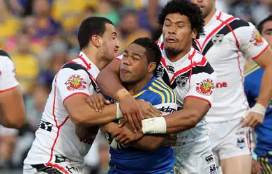 Warrington sign Chris Sandow