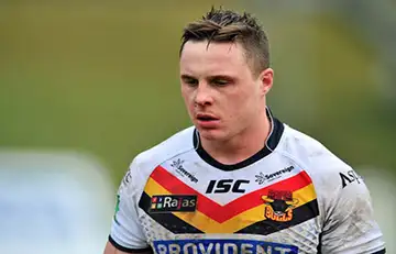 Robins sign Donaldson from Bulls