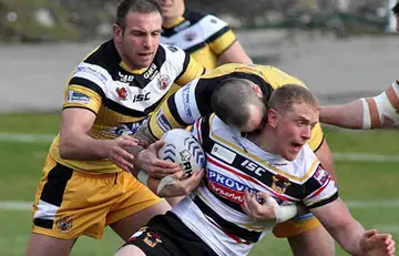 Widnes sign Olbison