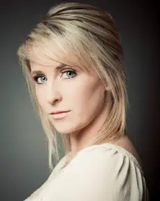 Lizzie Jones to sing ‘Abide With Me’ ahead of Cup final