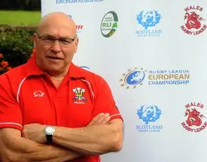 Kear to stay on as Wales coach