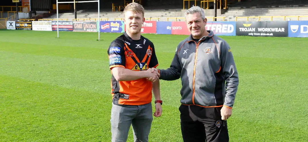 Cory Aston joins Newcastle on loan