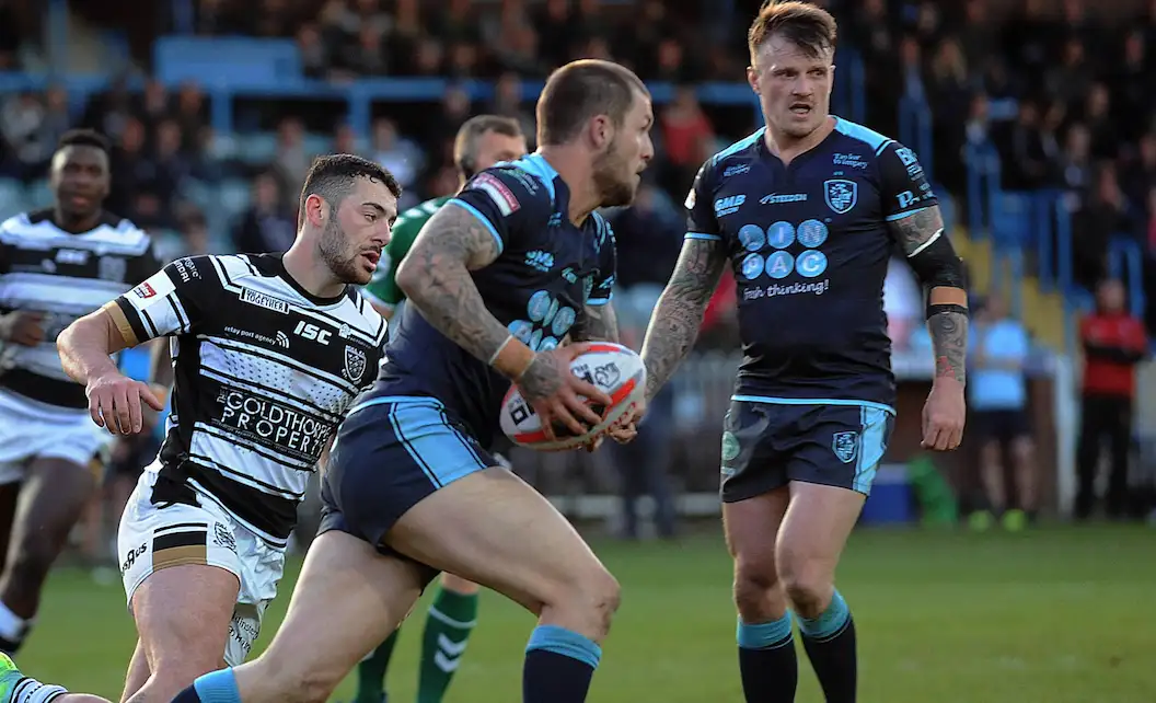 Luke Briscoe named in Featherstone squad day after making Leeds debut