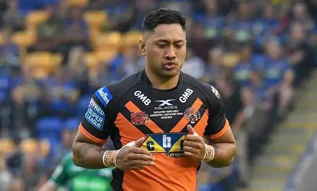 Paper Talk: QLT to extend Castleford stay, Leeds want Crosby and Aiton, Leigh eye NRL forward