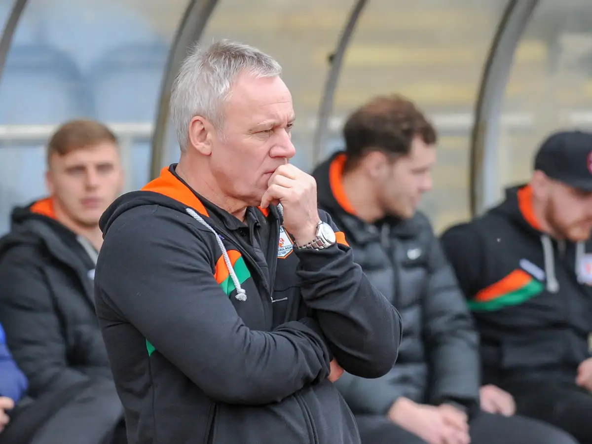 Hunslet sack coach Gary Thornton