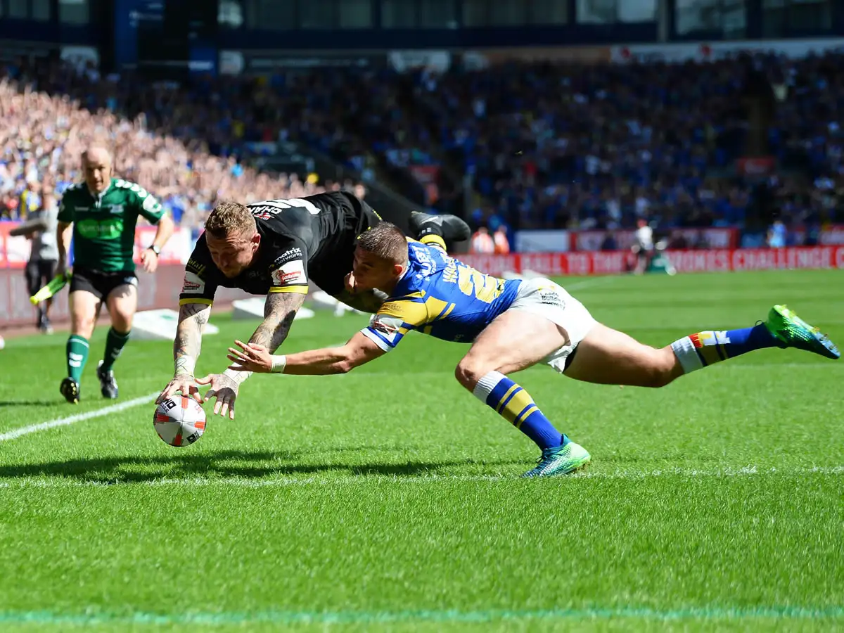 Warrington cruise past Leeds to book Wembley date with Catalans