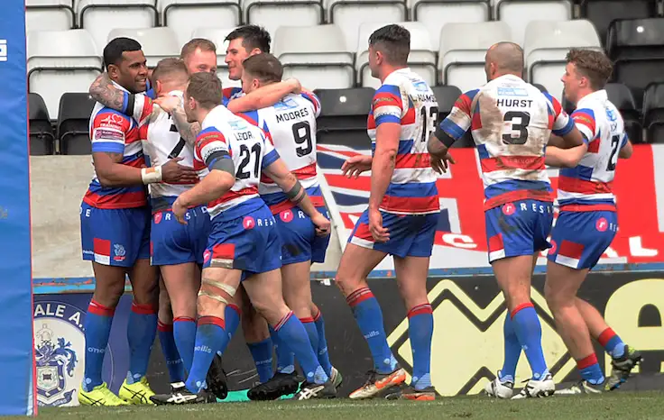 Championship Shield round-up: Featherstone seal home advantage, Batley ease past Leigh, Rochdale survival hopes alive