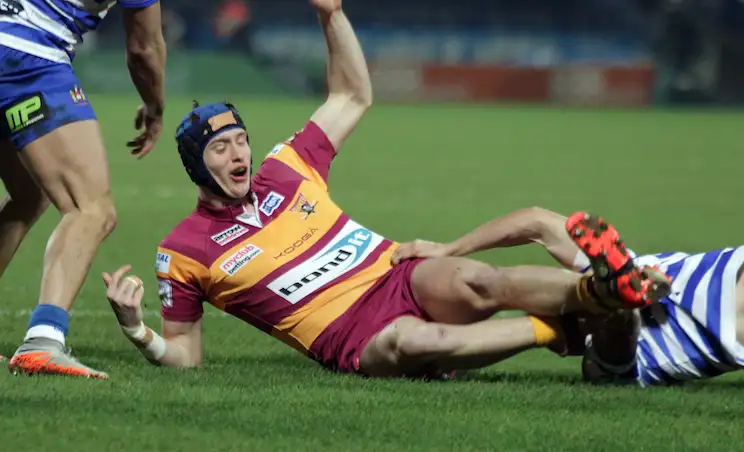 Huddersfield starlet Sam Wood to join Batley on loan