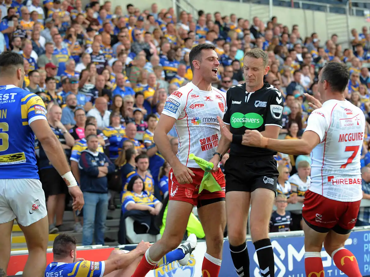 Pair stay but nine leave Hull KR