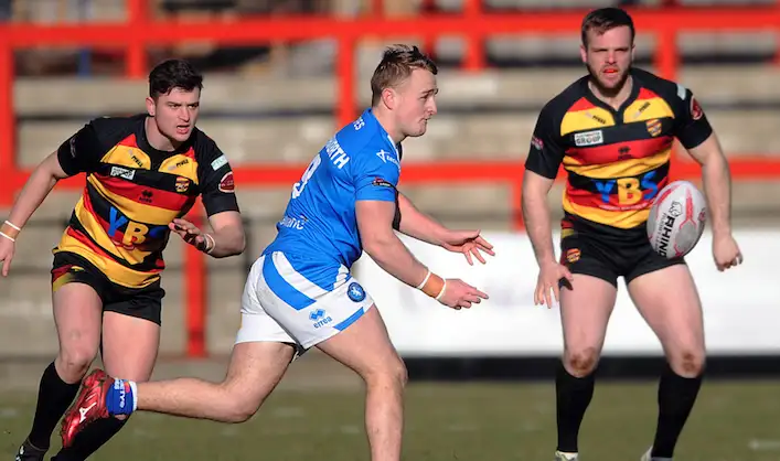 Luke Waterworth signs new Swinton deal