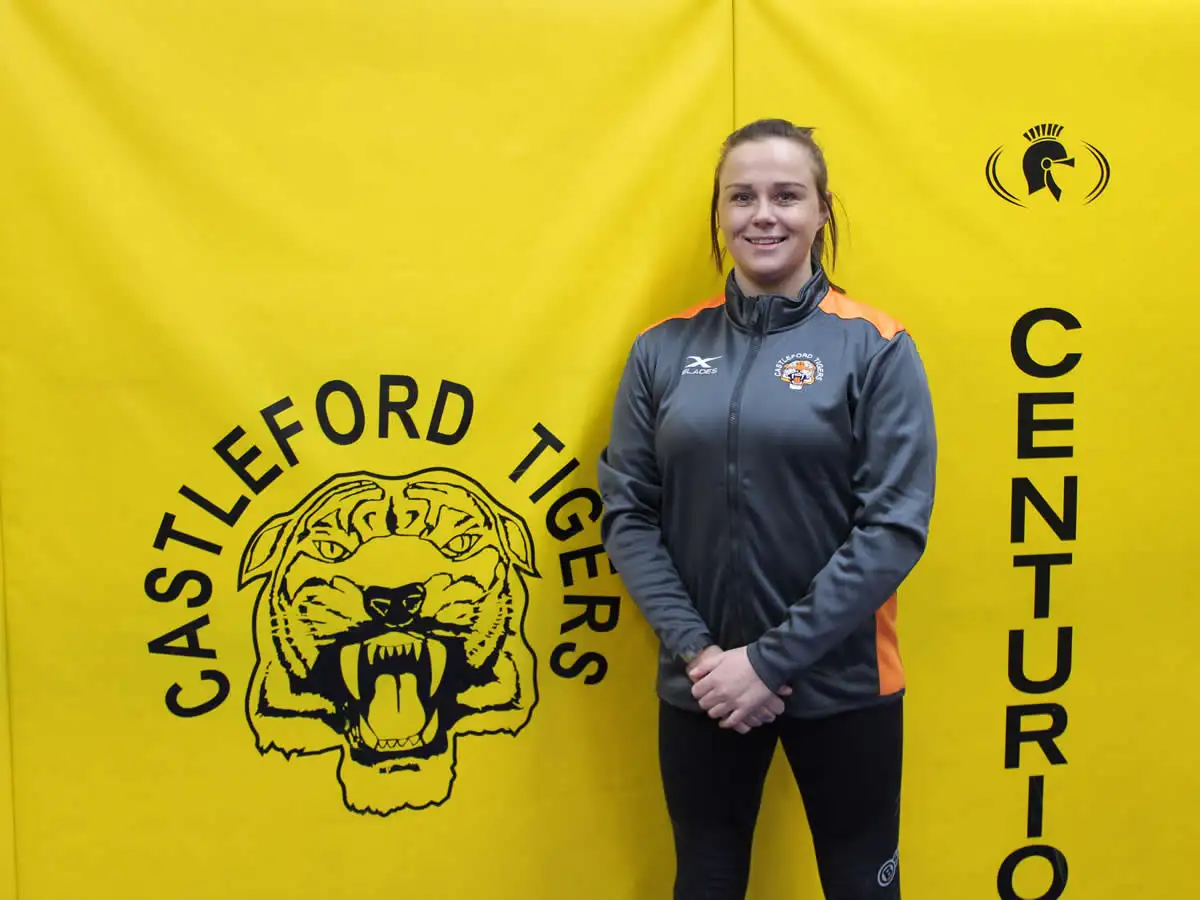 Castleford Ladies make another statement signing