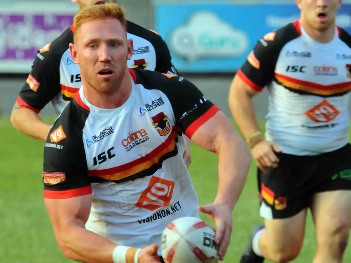 Leigh confirm return of James Laithwaite