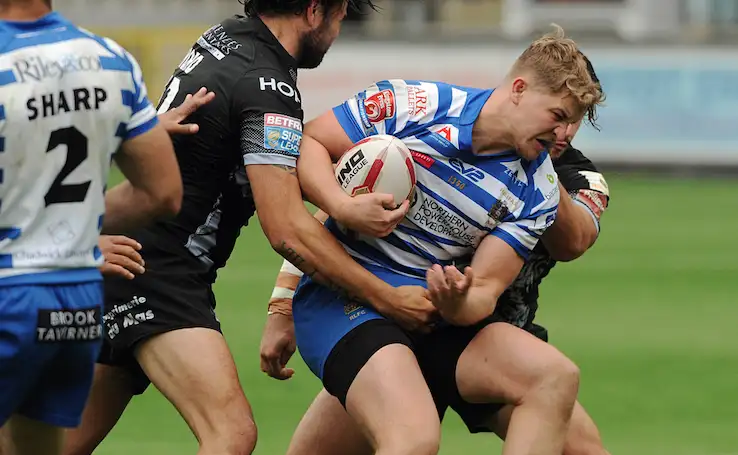 Chester Butler joins Huddersfield early