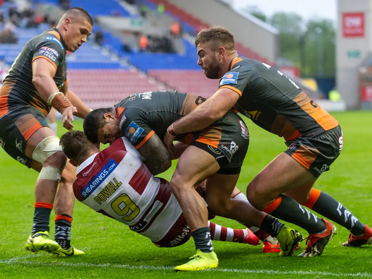 Mailbox: Reward defence for holding players up over the line