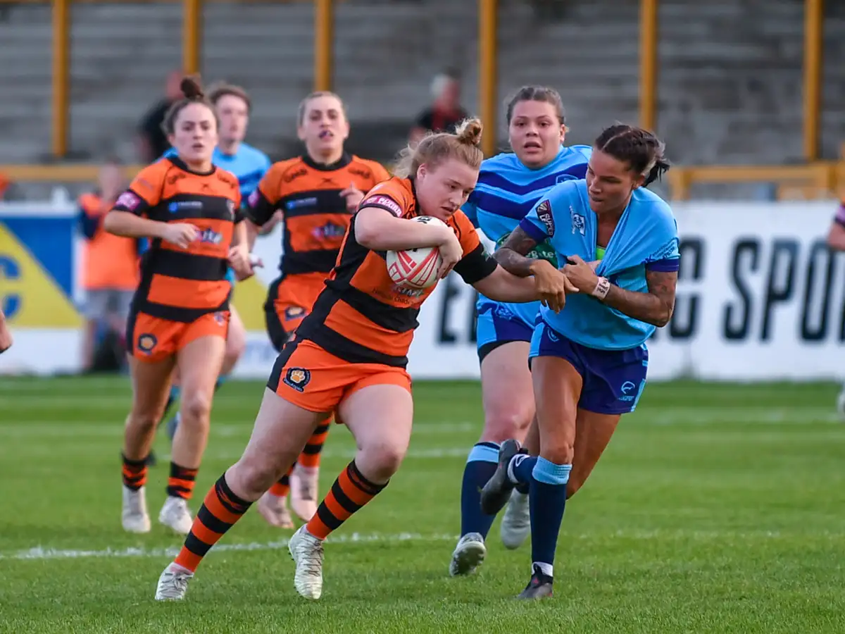 Favourites all progress in Women’s Challenge Cup