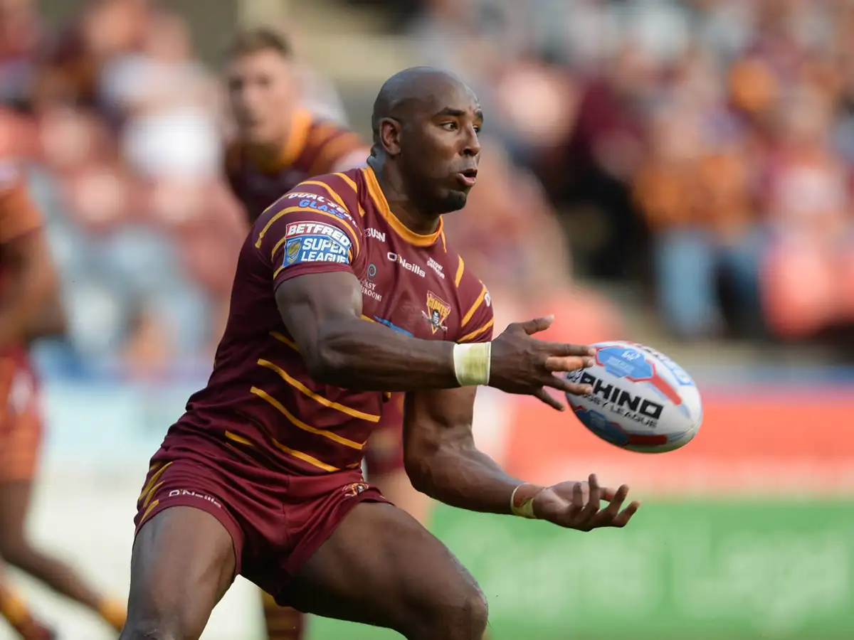 Huddersfield out to top Magic Weekend table