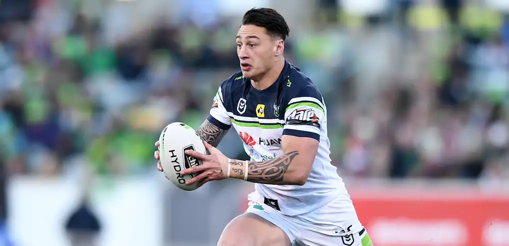 Charnze Nicoll-Klokstad signs bumper deal with Canberra Raiders