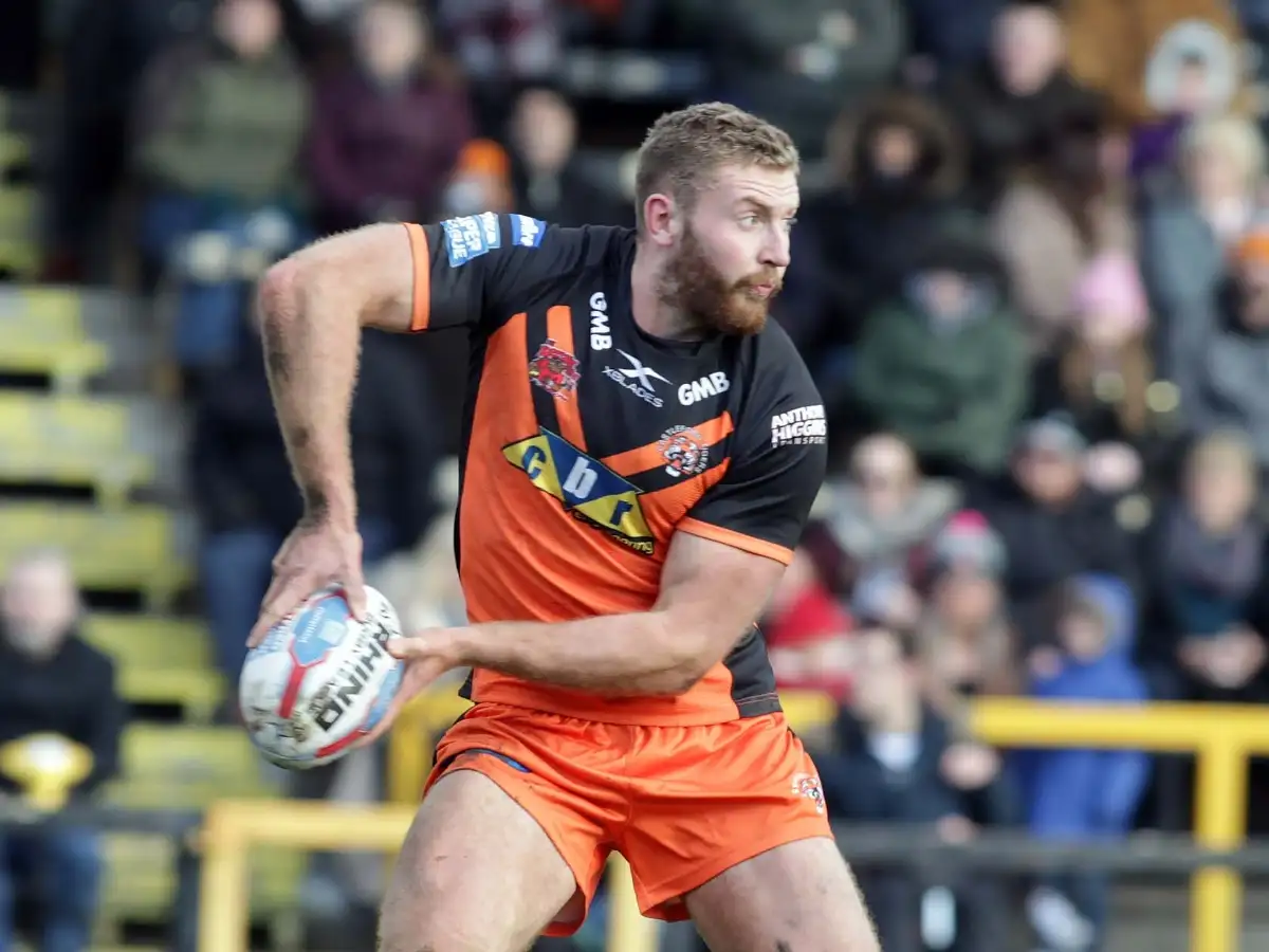 Castleford prop Will Maher makes Hull KR switch