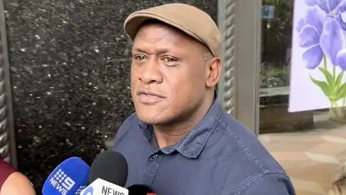Dual-code great Wendell Sailor denies drunken assault charge Down Under